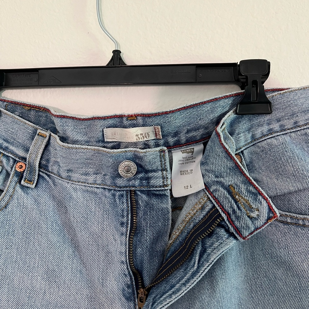 Levi 550 relaxed fit denim jeans